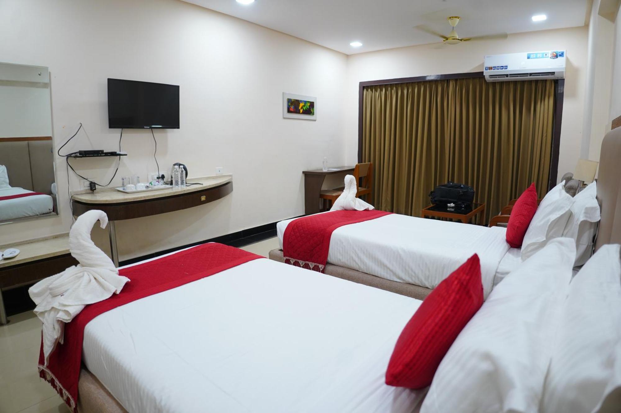 Hotel Grand Nagarjuna By Konark Hotels Guntūr Exteriér fotografie